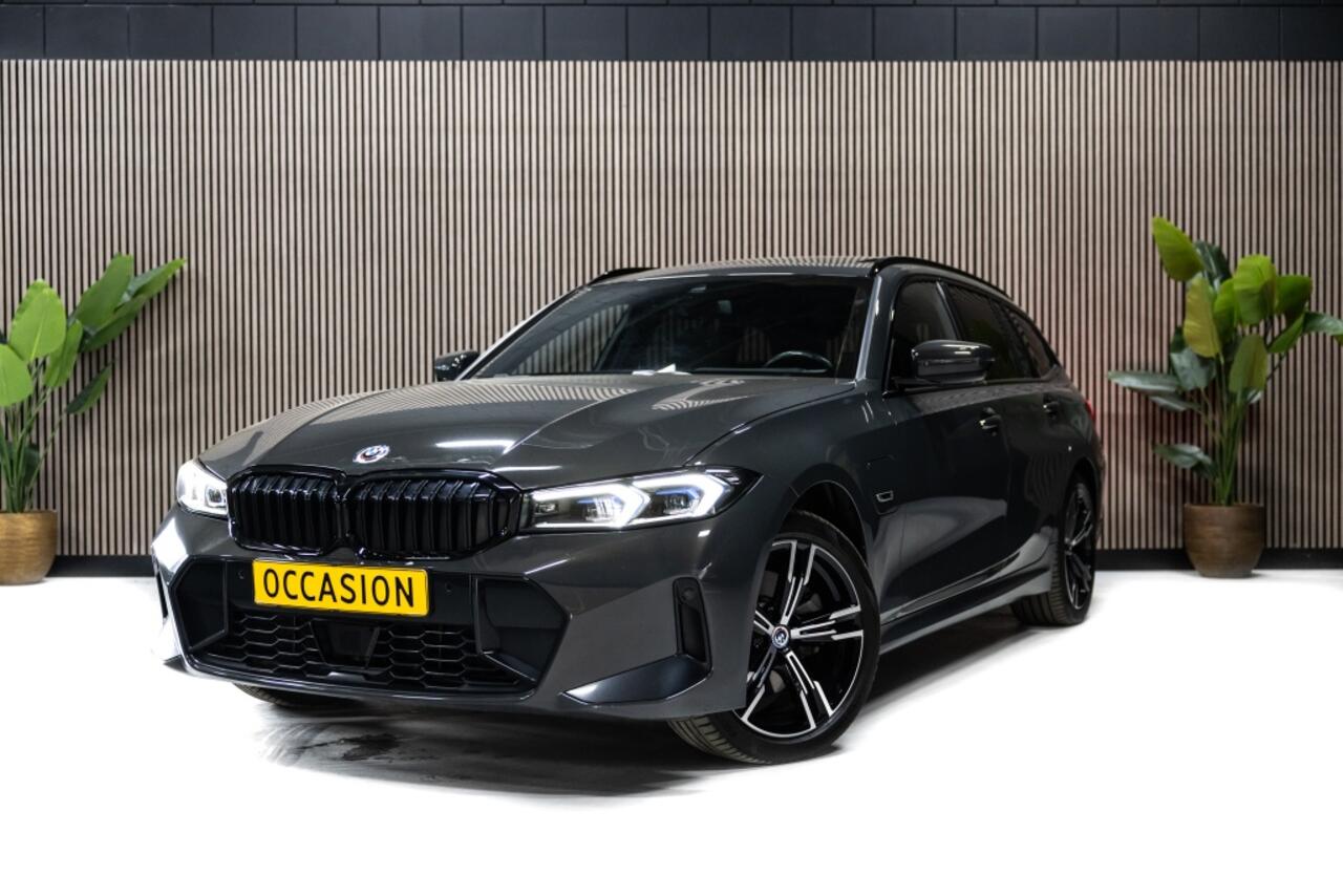 BMW 3-SERIE 3er - 330e xDrive M Sport | HuD | Pano |