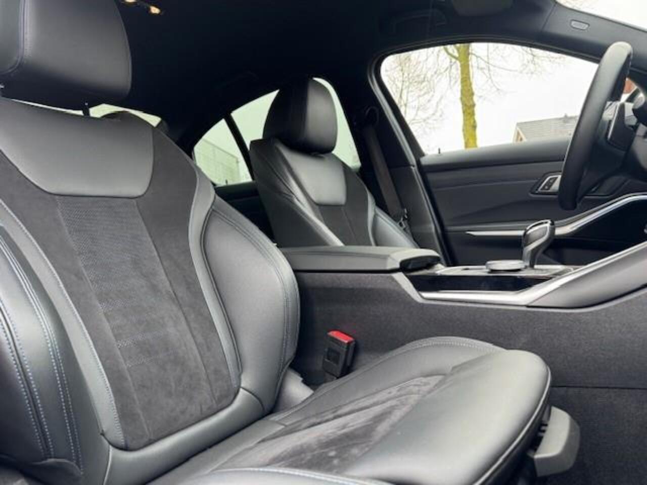 BMW 3-SERIE 330e/M-SPORT/PERFORM/CAM/VIRTDASH/LED/EXTRA WINTERSET M