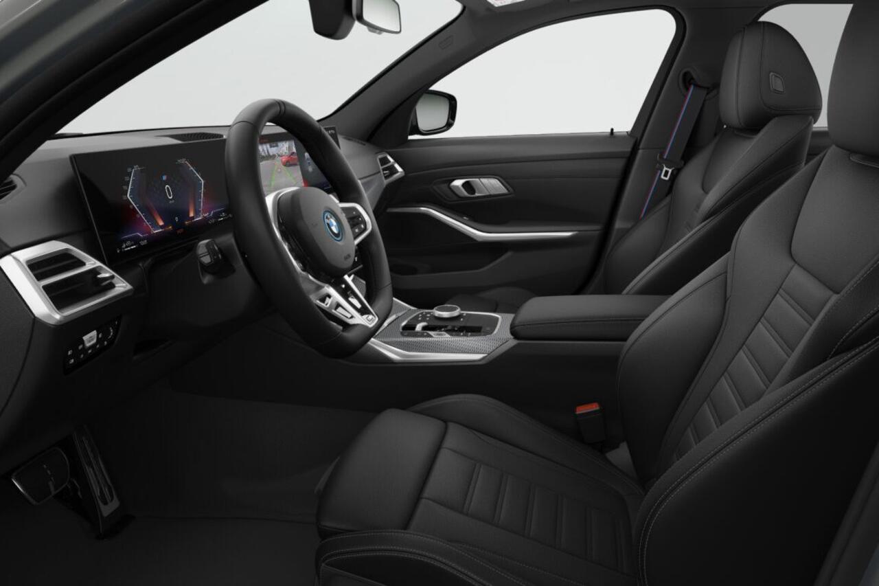 BMW 3-SERIE Touring 330e M Sport Edition | M Sportpakket Pro | Comfort Pack | Trekhaak