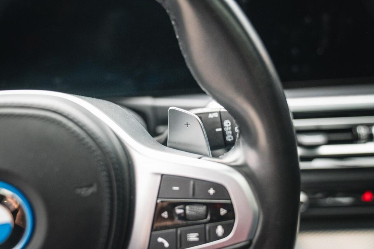 BMW 3-SERIE 330e M SPORT,CURVED DISPLAY, PANO HARMEN KARDON