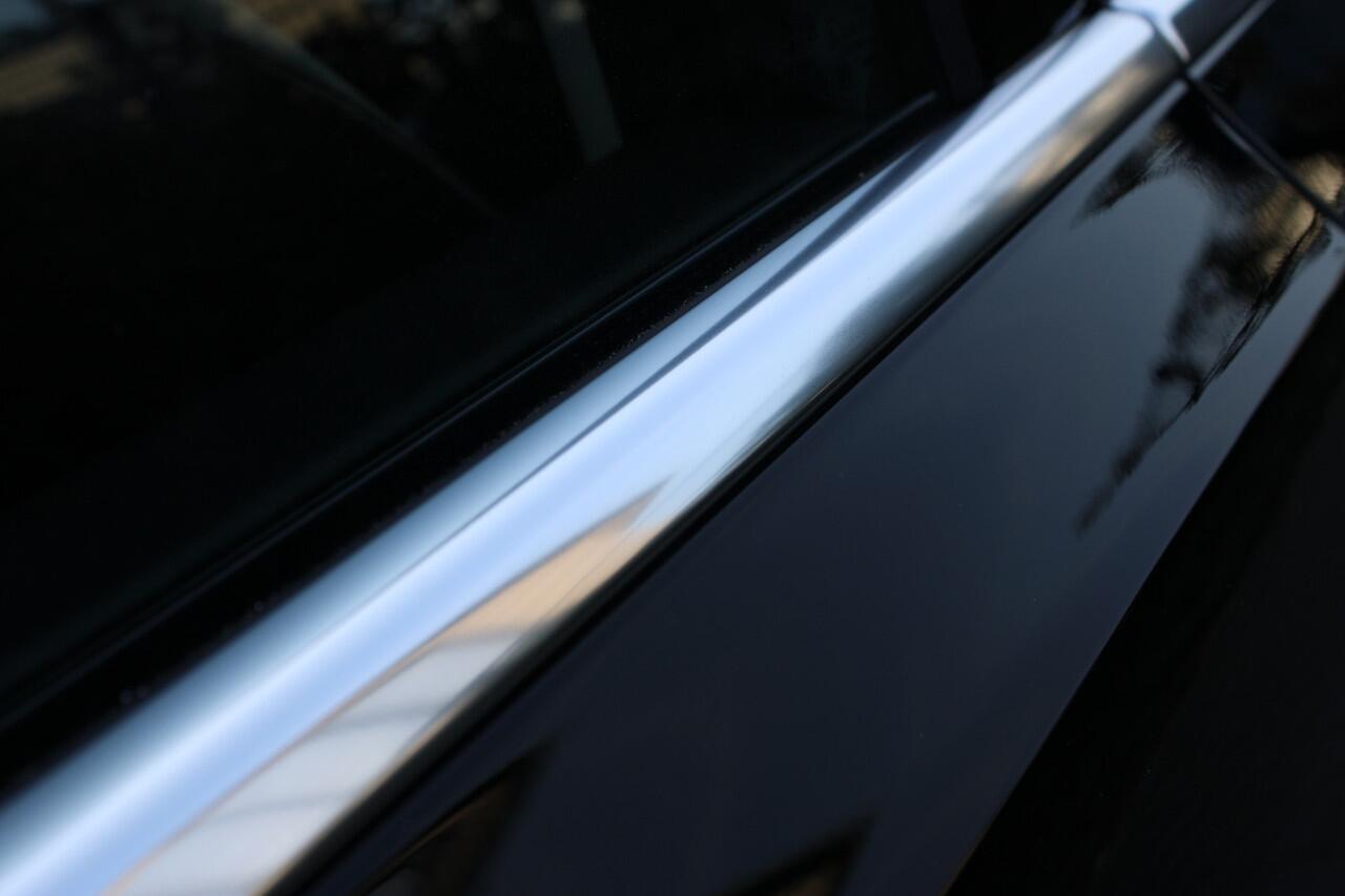 BMW 3-SERIE 320i High Executive Leder - Stoelverwarming - Dealer onderhouden Luxery line