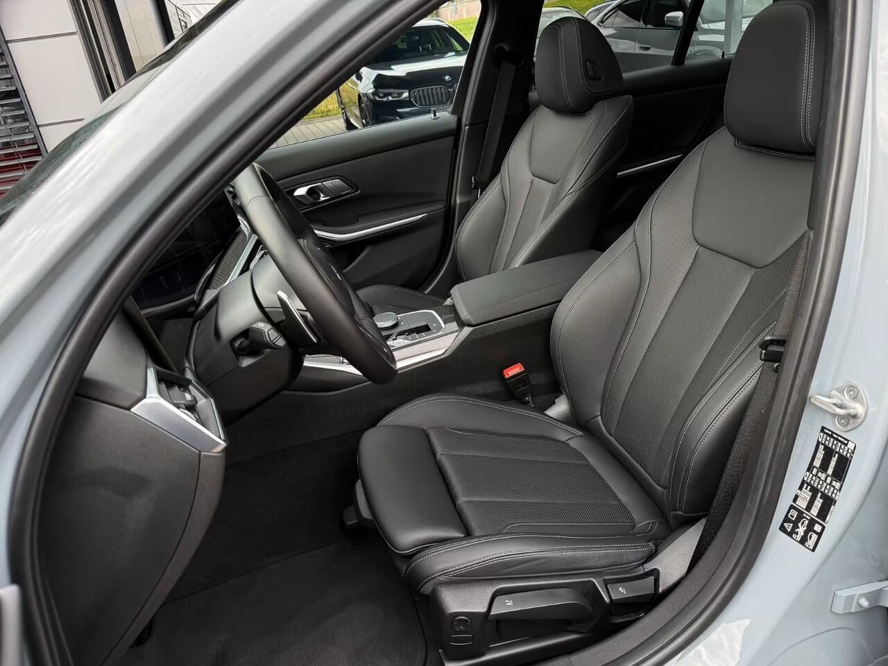 BMW 3-SERIE 320d xDrive M-SPORT ** LASER, NAVI+, LEDER, HuD, ACC, SCHUIF/KANTEL, 19-inch LMV, H&K ** 1e EIG - UNFALLFREI - BMW GAR ** ** INFORMEER OOK NAAR ONZE AANTREKKELIJKE FINANCIAL-LEASE TARIEVEN **