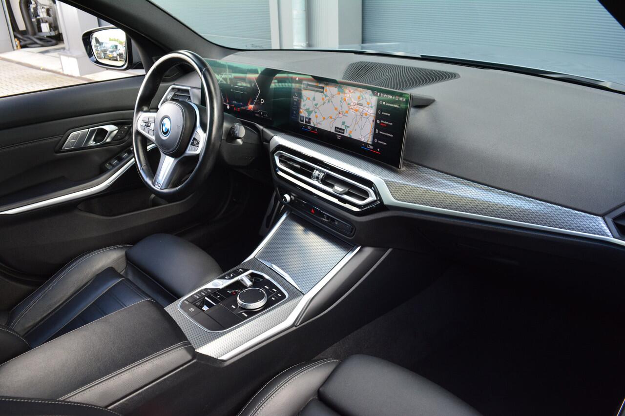 BMW 3-SERIE Touring 330e xDrive M-Sport | Pano | Leder | Memory |