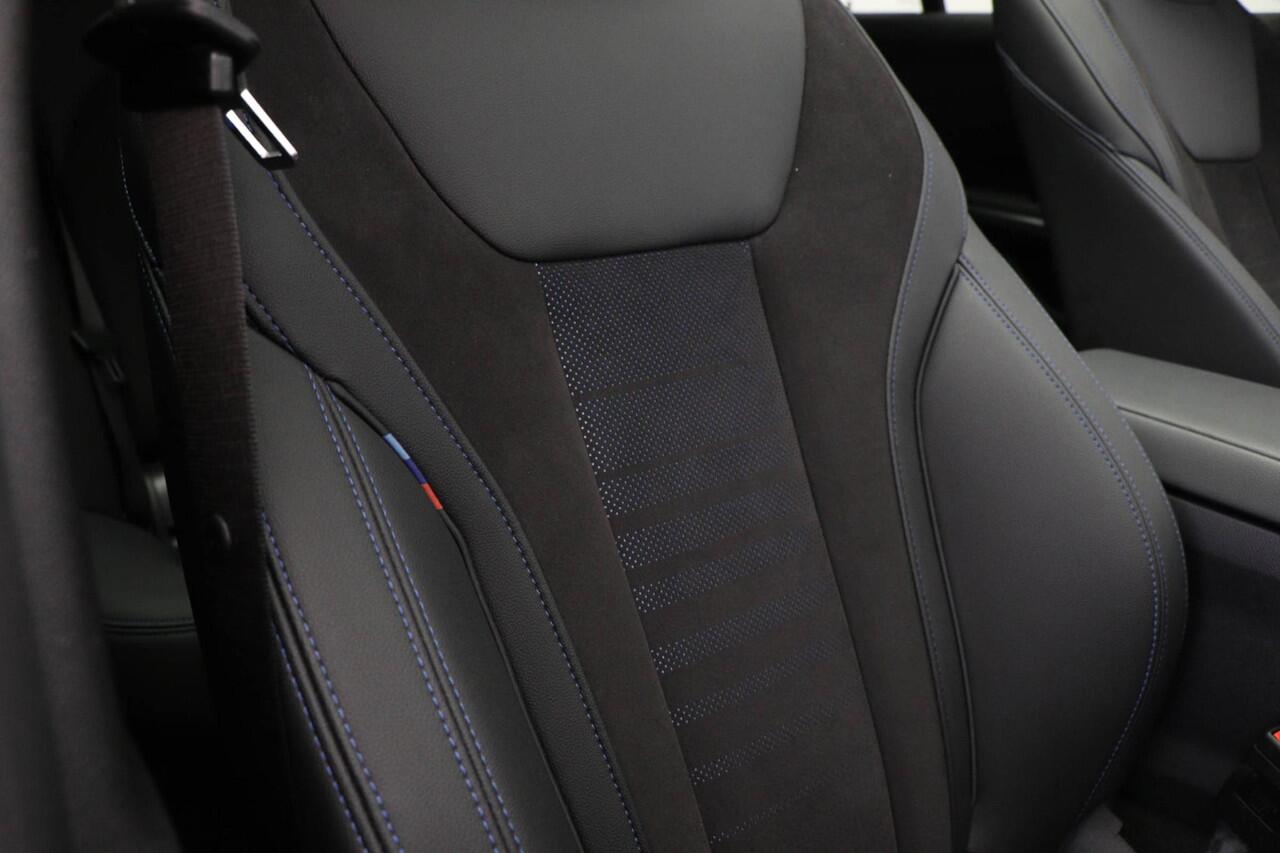 BMW 3-SERIE Touring 320i M-Sport | PANORAMADAK | ENTERTAINMENT / COMFORT / TREKHAAK