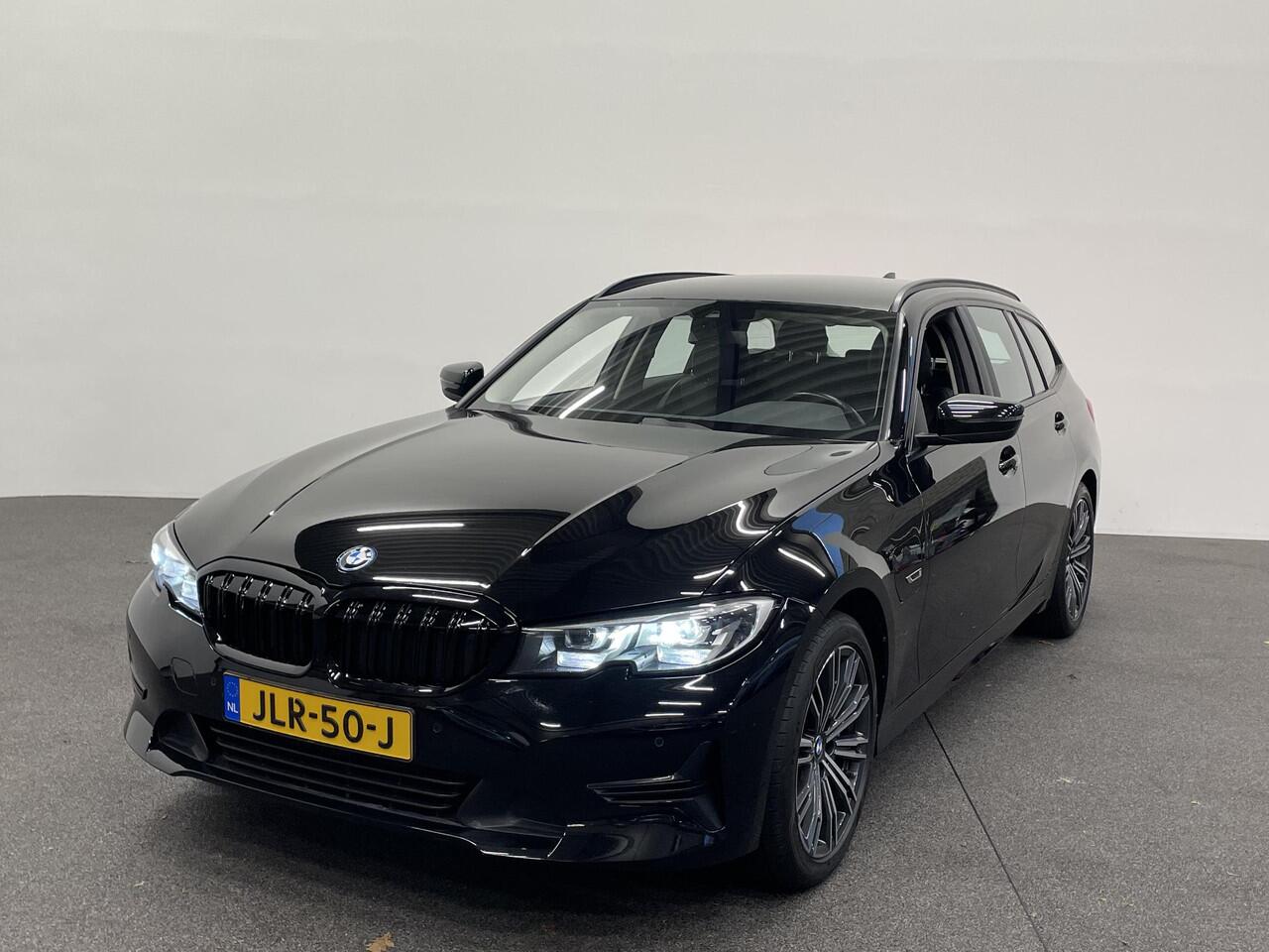 BMW 3-SERIE Touring 330e Aut. Sportline Business 292pk Airco ECC Navi Carplay Cruise Control PDC VA Virtual cockpit Sportstoelen Sensatec