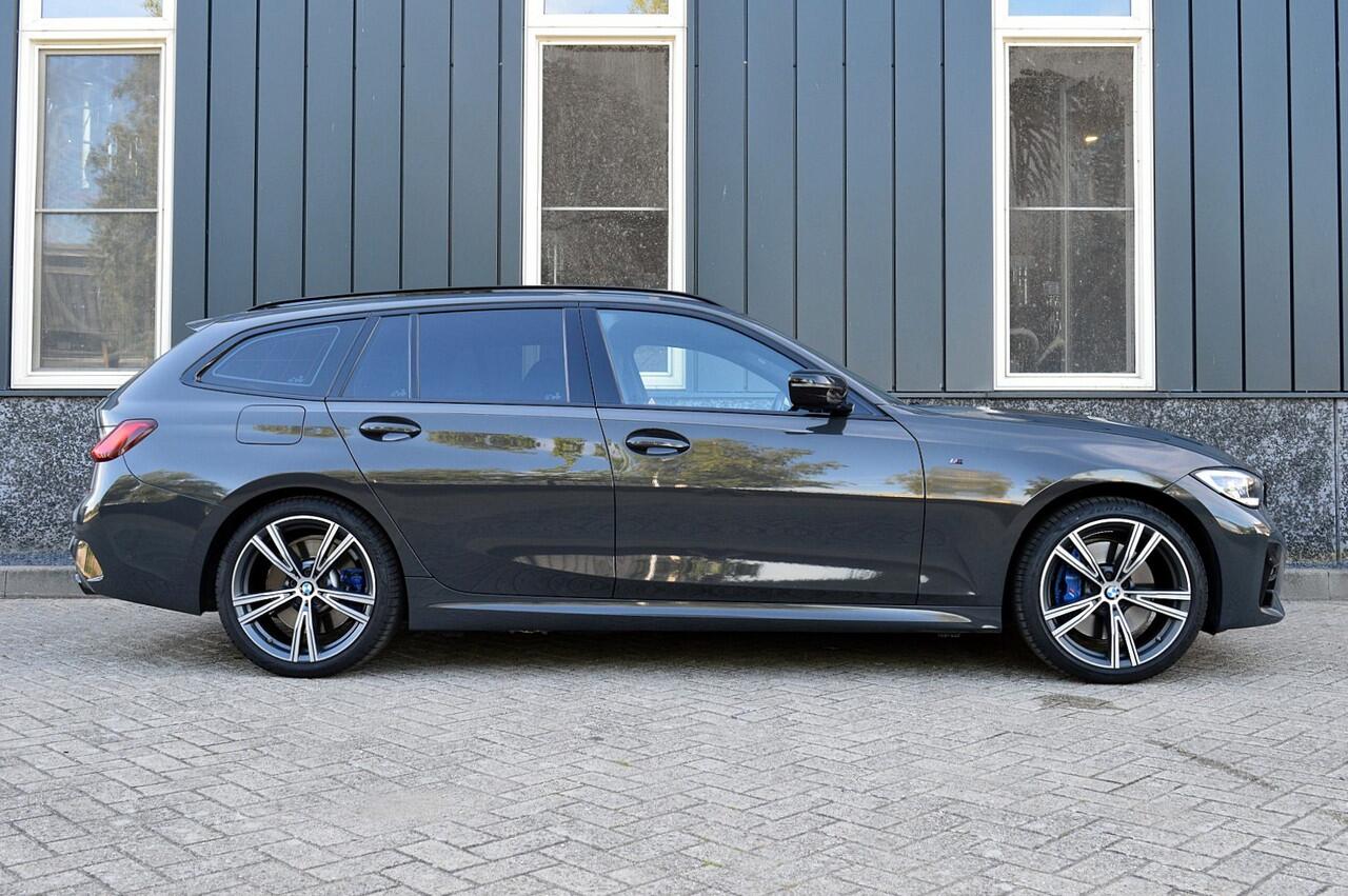 BMW 3-SERIE Touring 330e xDrive M-Sport Rijklaarprijs-Garantie Panoramadak Laser Light Airco Leder Navigatie Head-Up Trekhaak