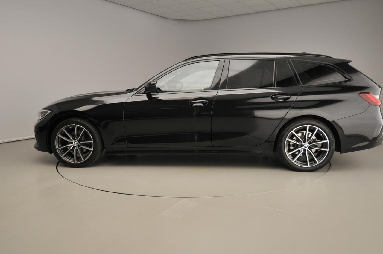 BMW 3-SERIE Touring 318i Business Edition | Sport Line |