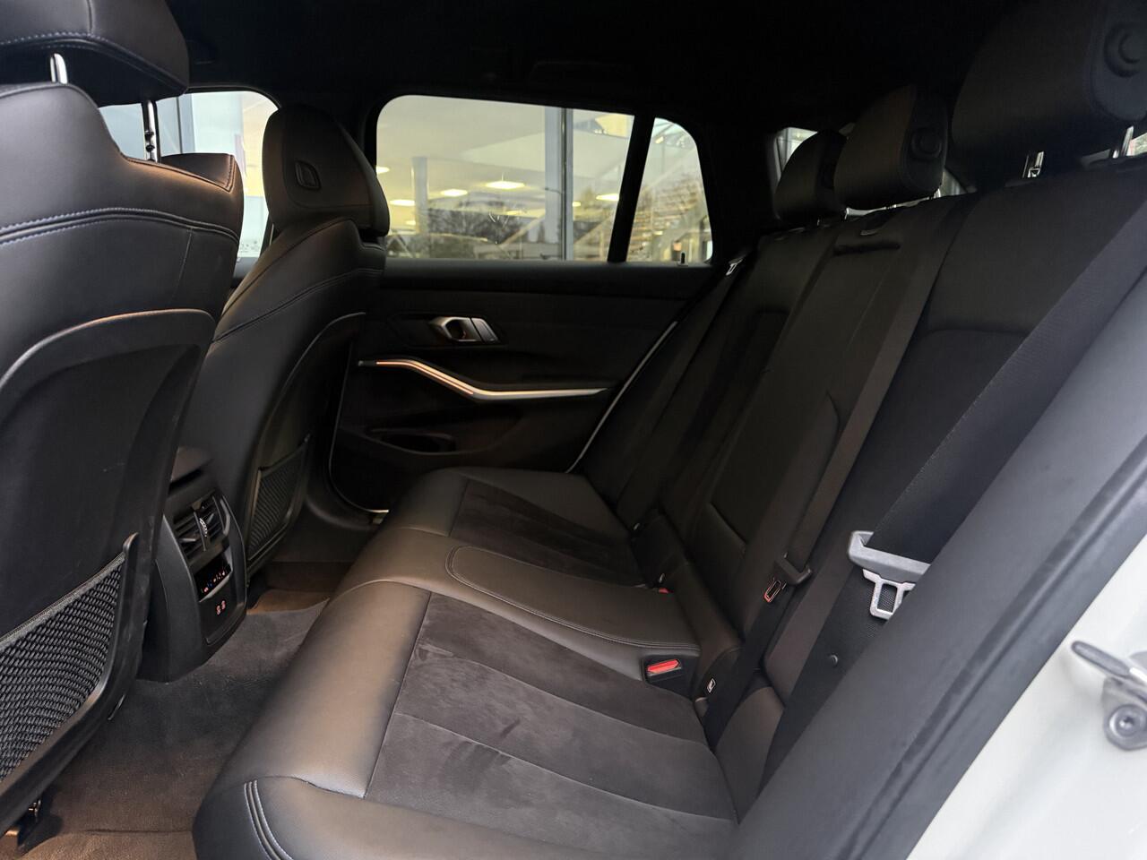 BMW 3-SERIE Touring 320e M-SPORT,SHADOWLINE