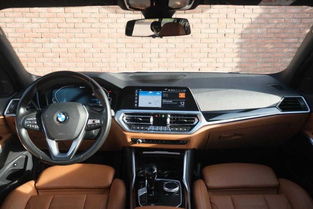BMW 3-SERIE 330e eDrive 292pk Edition | Navi | App Connect | Climate | Cruise | Camera | Leder | PDC