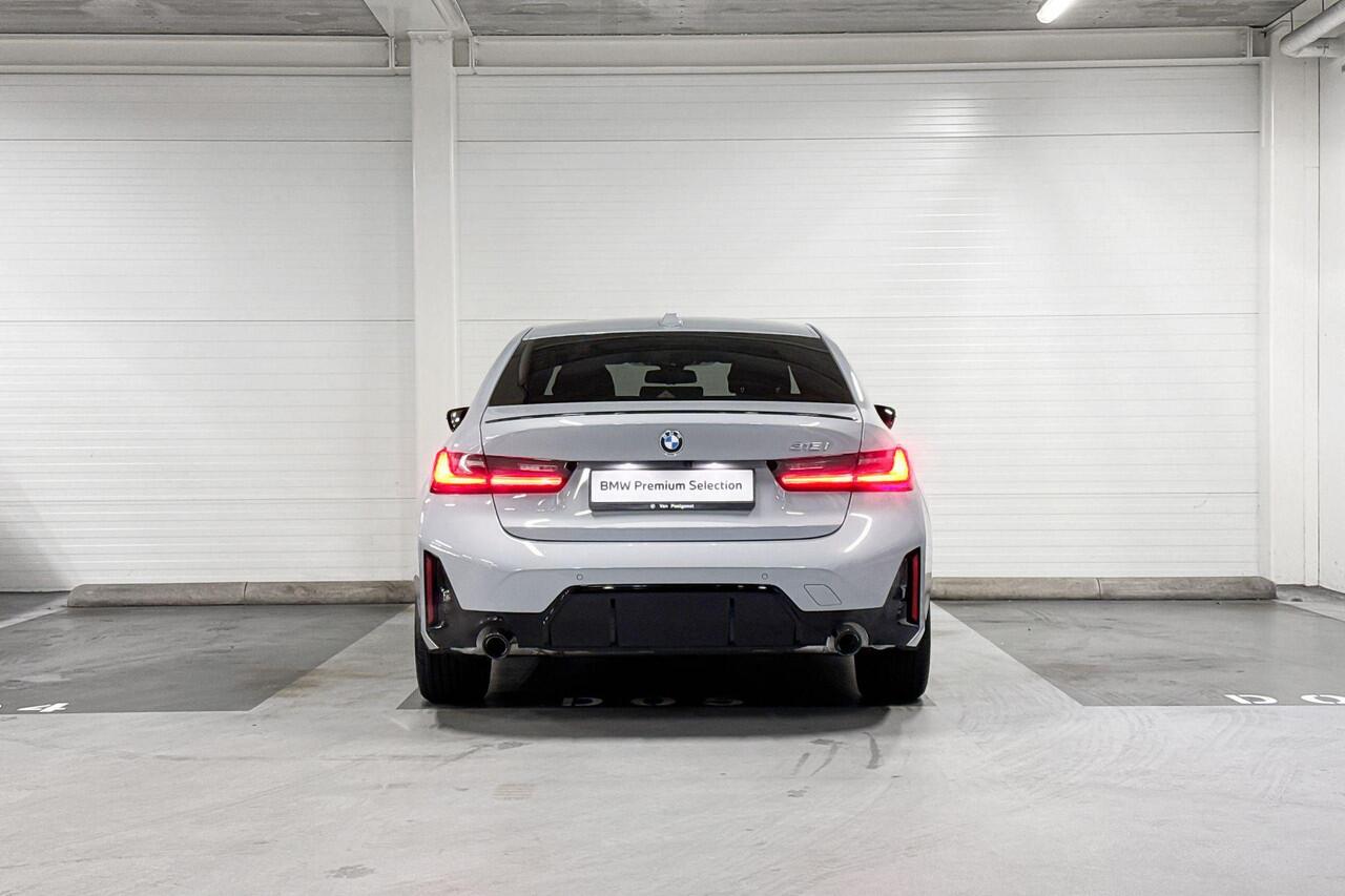 BMW 3-SERIE Sedan 318i | M-Sport Pro | Comfort Pack | Harman/Kardon | Comfort Access | Selections