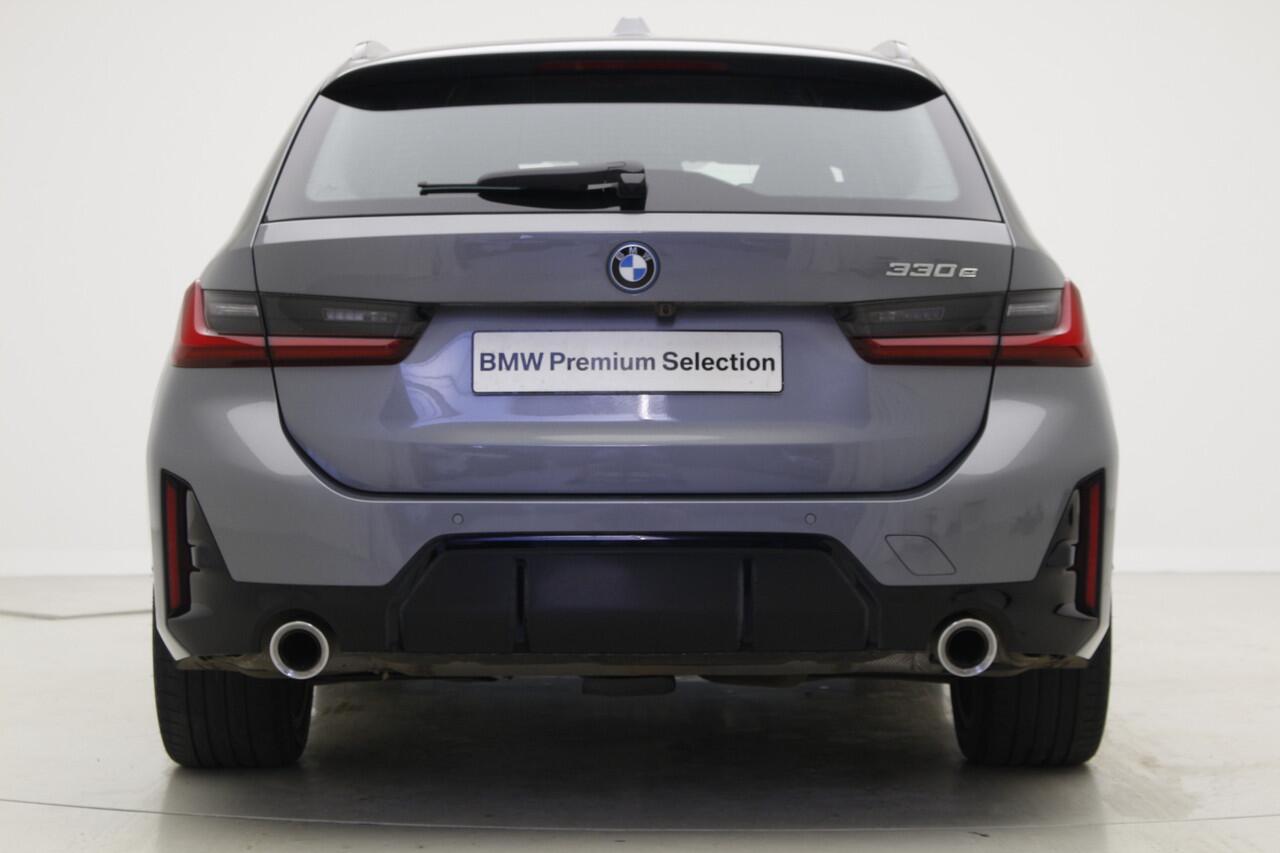 BMW 3-SERIE Touring 330e M-Sport | 2024 | Hifi | Camera | Curved Display | 18" | Nu voor 42.895,-