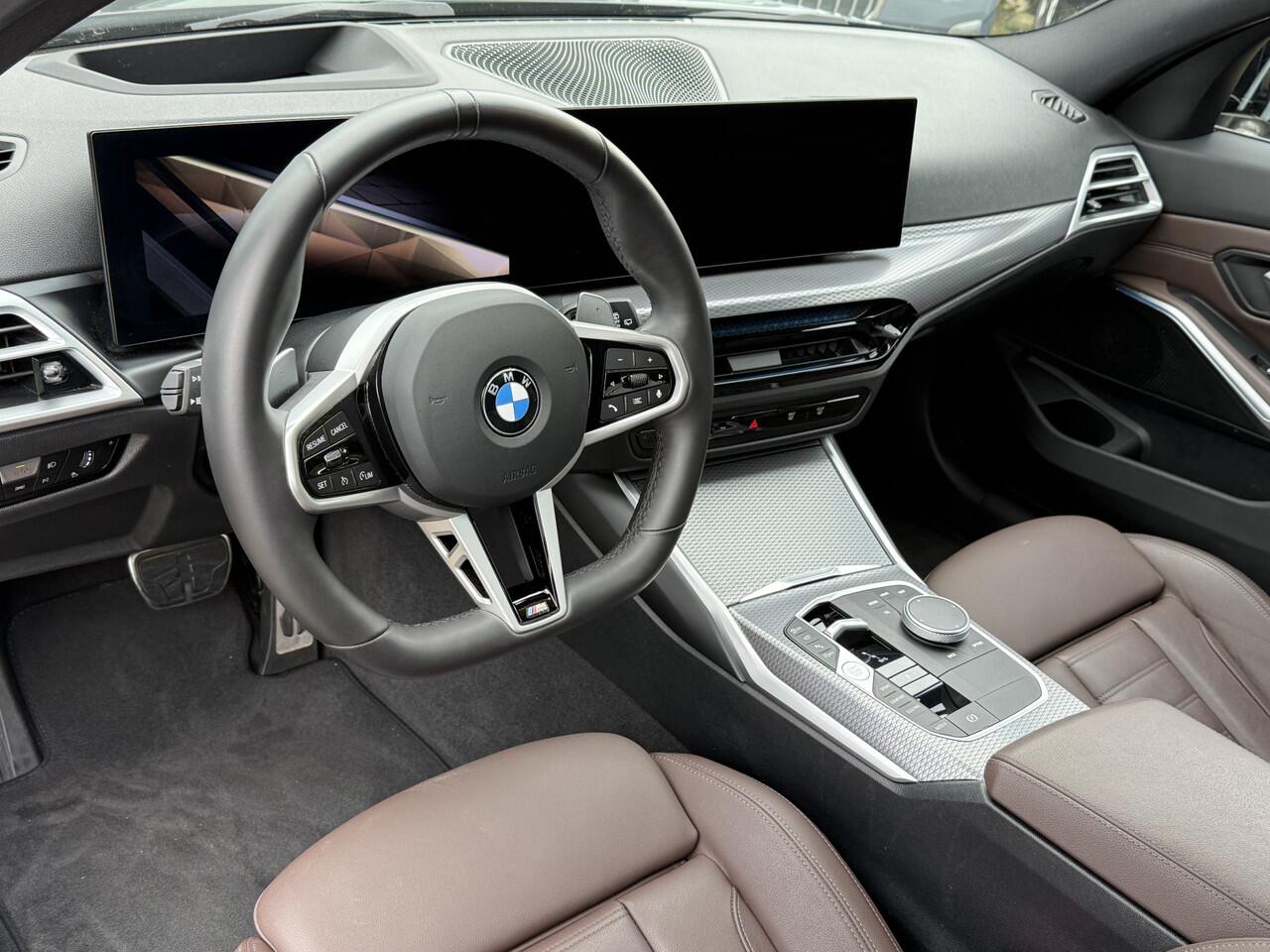 BMW 3-SERIE Touring 330i xDrive | M-Sport Pro | 19'' | Elek. Trekhaak | Panorama