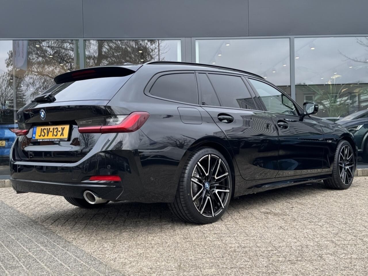 BMW 3-SERIE Touring 320e