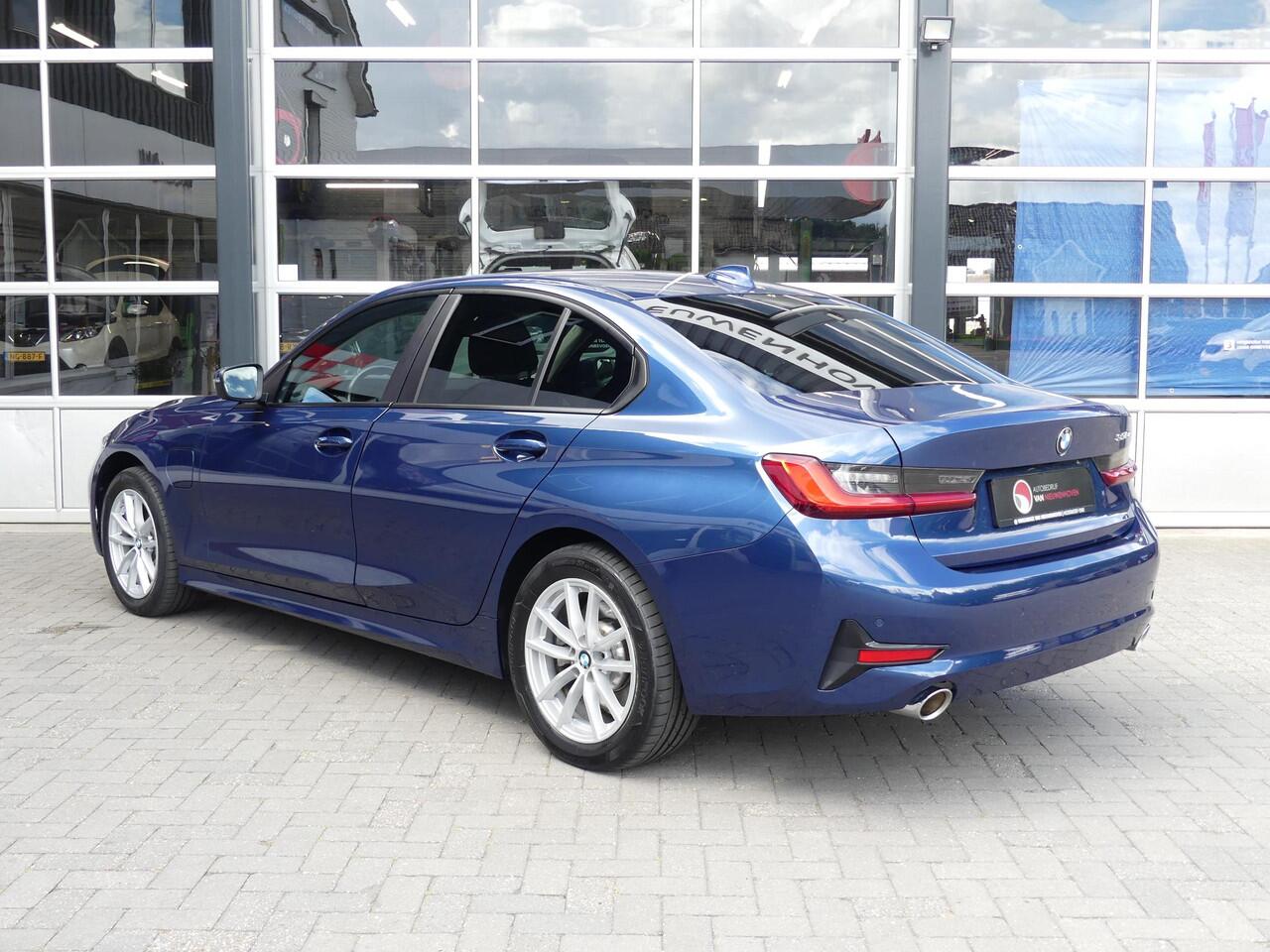 BMW 3-SERIE 330e xDrive *t/m 10de bouwjaar garantie!
