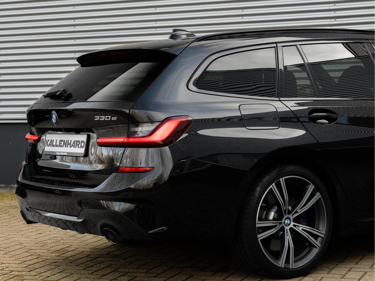 BMW 3-SERIE Touring 330e M-Sport - Pano - Trekhaak - Harman Kardon - Lasers - Head-Up