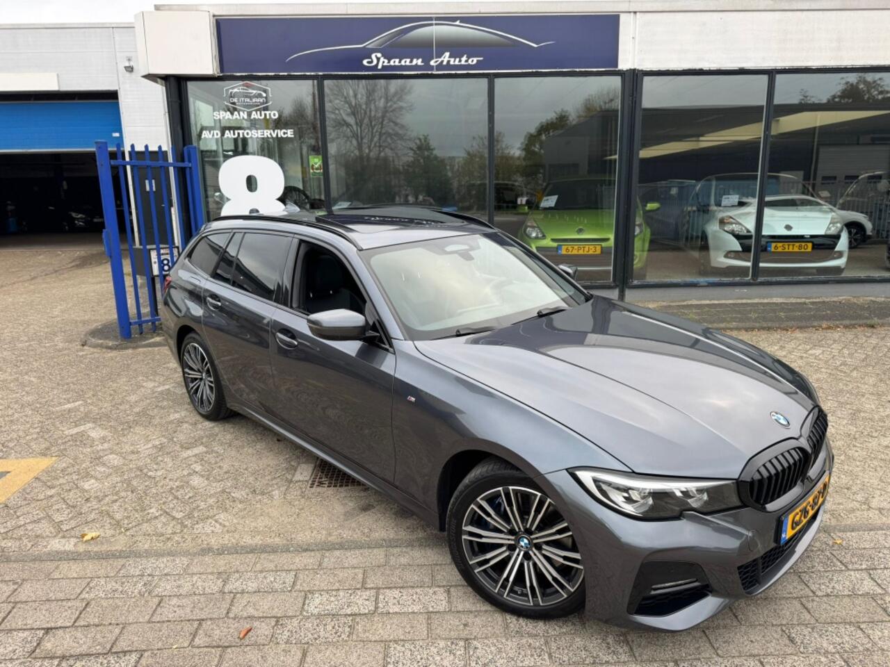 BMW 3-SERIE 330e M-SPORT | PANO | HEAD-UP | HARMAN KARDON | 360 °