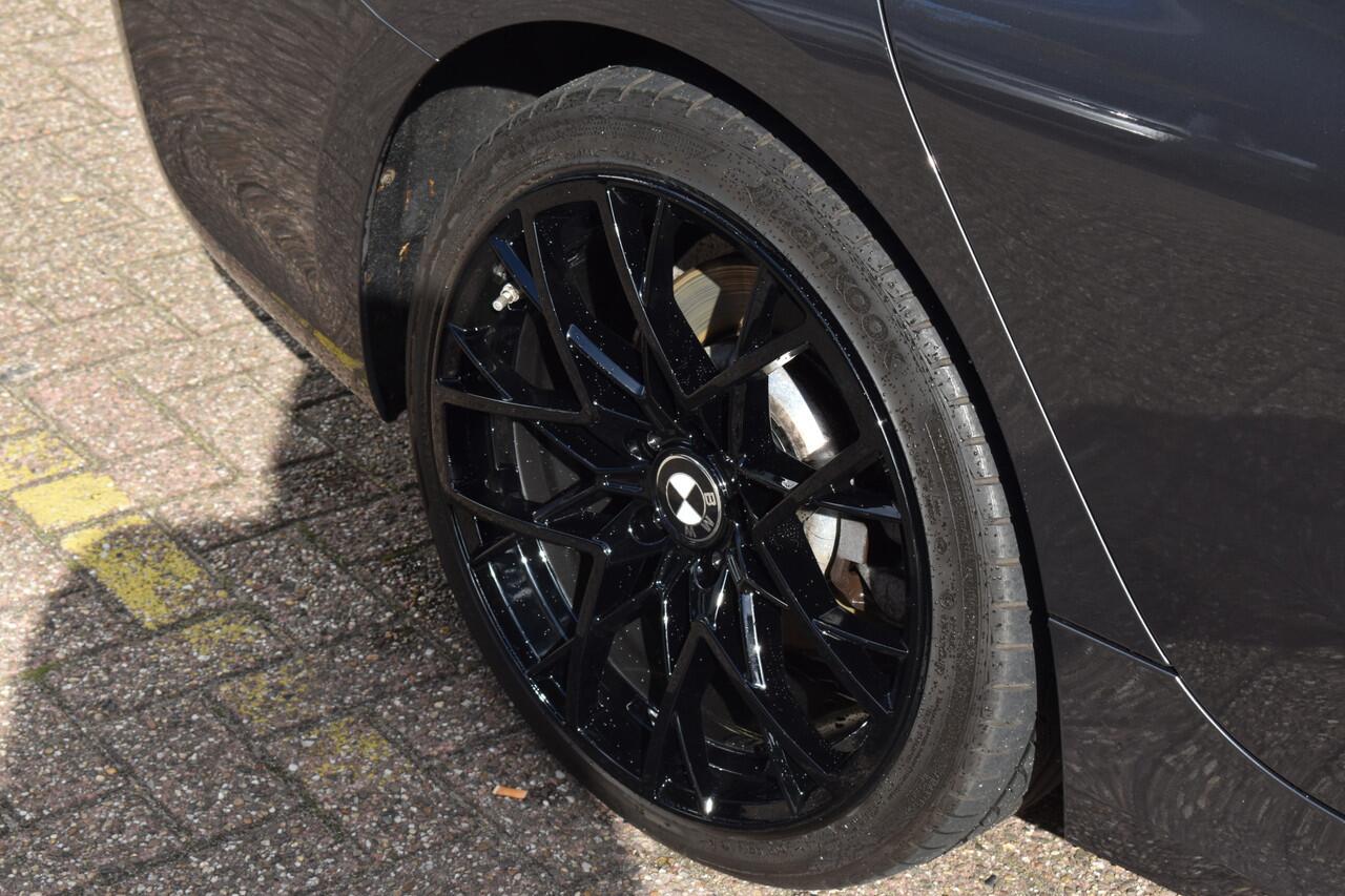 BMW 3-SERIE Touring 330e High Executive Schuifdak | Stuur/Stoelverwarming | BSM | ACC | 12 mnd BOVAG garantie Whatsapp 06-53188999