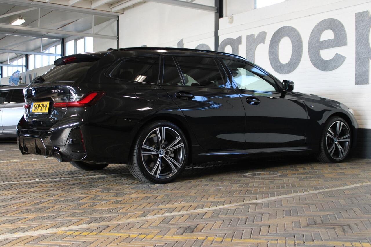 BMW 3-SERIE Touring 320e M-Sport | Incl. 12 maanden garantie | Assisted driving | Trekhaak uitklapbaar | Stoel/stuurverwarming | Climate control | Apple carplay/Android auto | Dealeronderhouden |