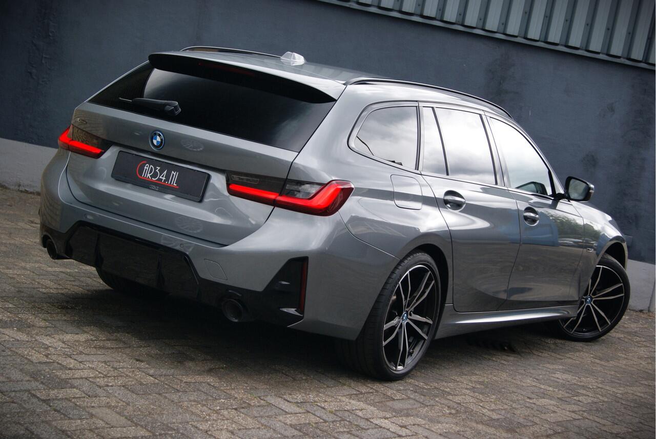 BMW 3-SERIE Touring Facelift 320e 204PK xDrive M-Sport Shadow/Widescreen/Harman-Kardon//Keyless/Leder/Soh89% Aut8