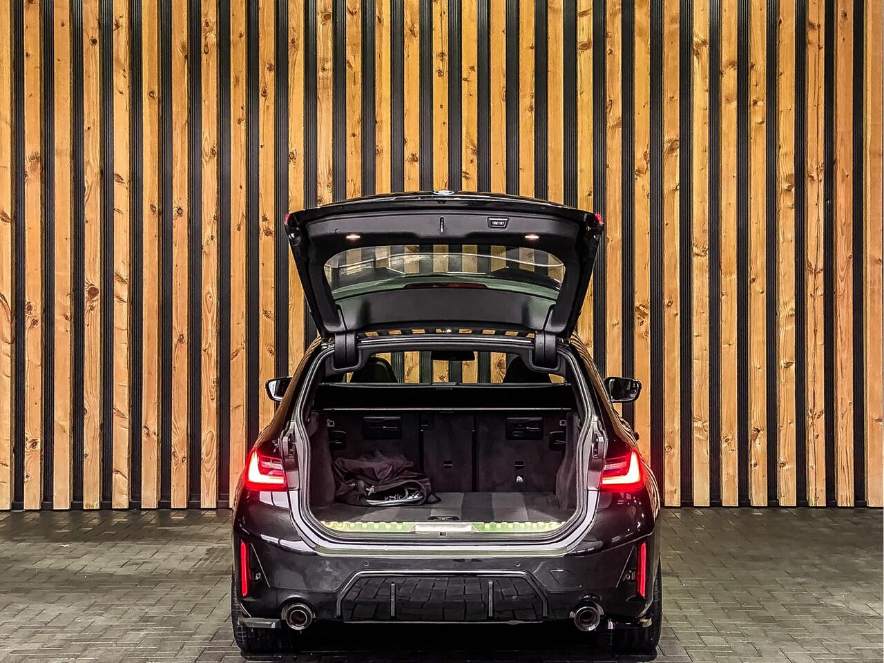 BMW 3-SERIE Touring 330e 292PK High Executive M-Sport Pro | M-SPORTSTOELEN | PANORAMADAK | ADAPTIVE CRUISE | KEYLESS |