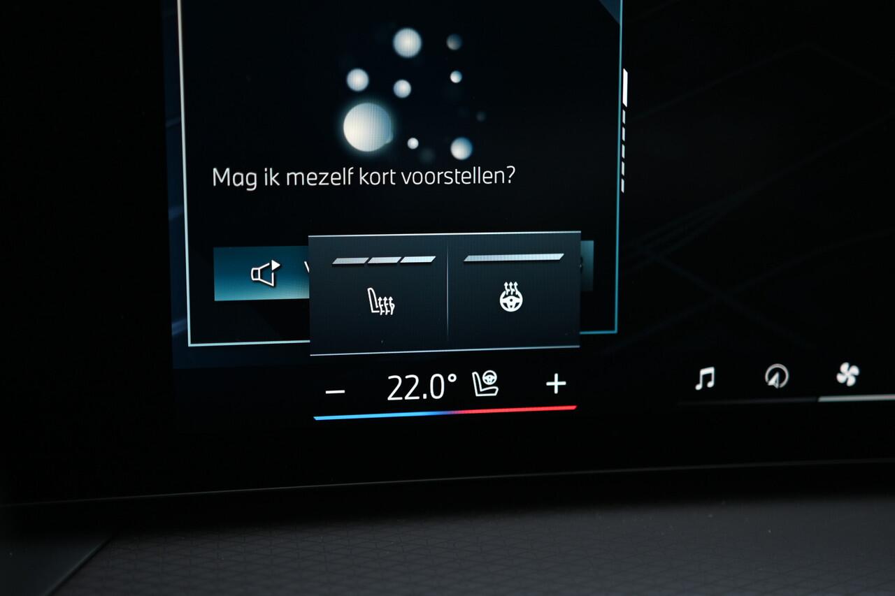 BMW 3-SERIE 330e High Executive M Sport Automaat / Schuif-kanteldak / Sportstoelen / Adaptieve LED / Parking Assistant Plus / Stuurverwarming / Comfort Access