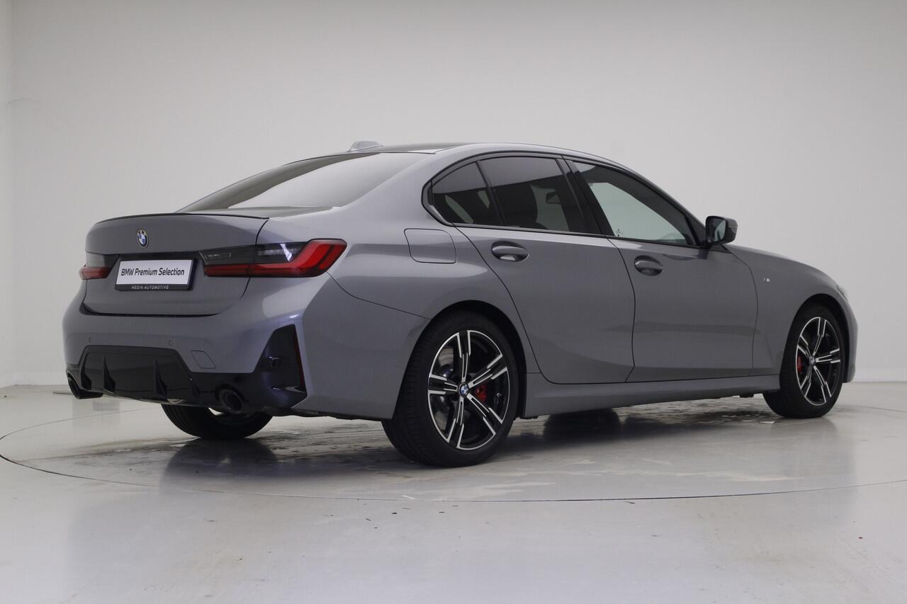 BMW 3-SERIE 320i M-Sport Pro | Active Cruise Controle | Elektrisch verstelbare stoelen | Nu voor 49.895,-