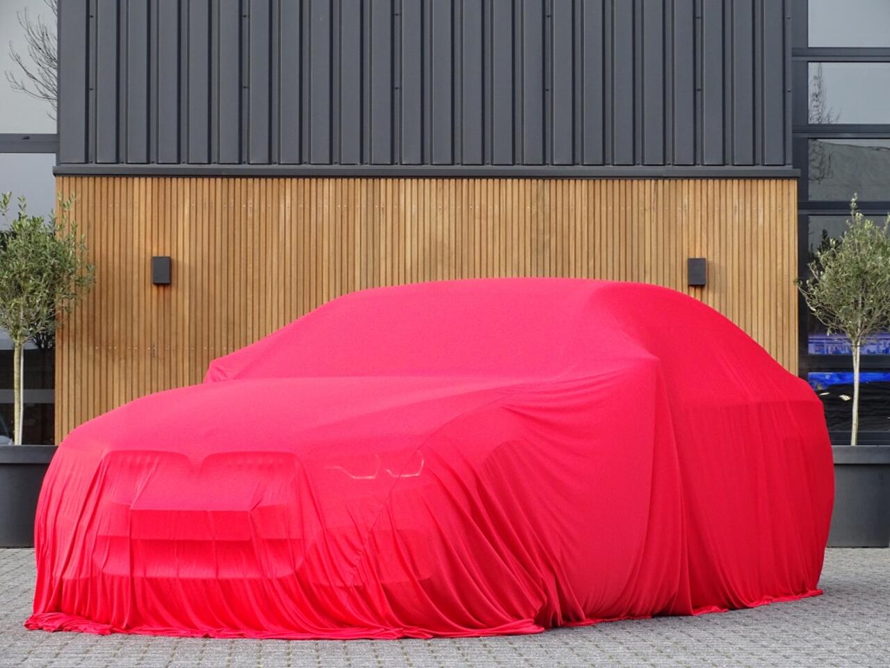 BMW 3-SERIE 330e xDr. 292PK / High Executive / LED