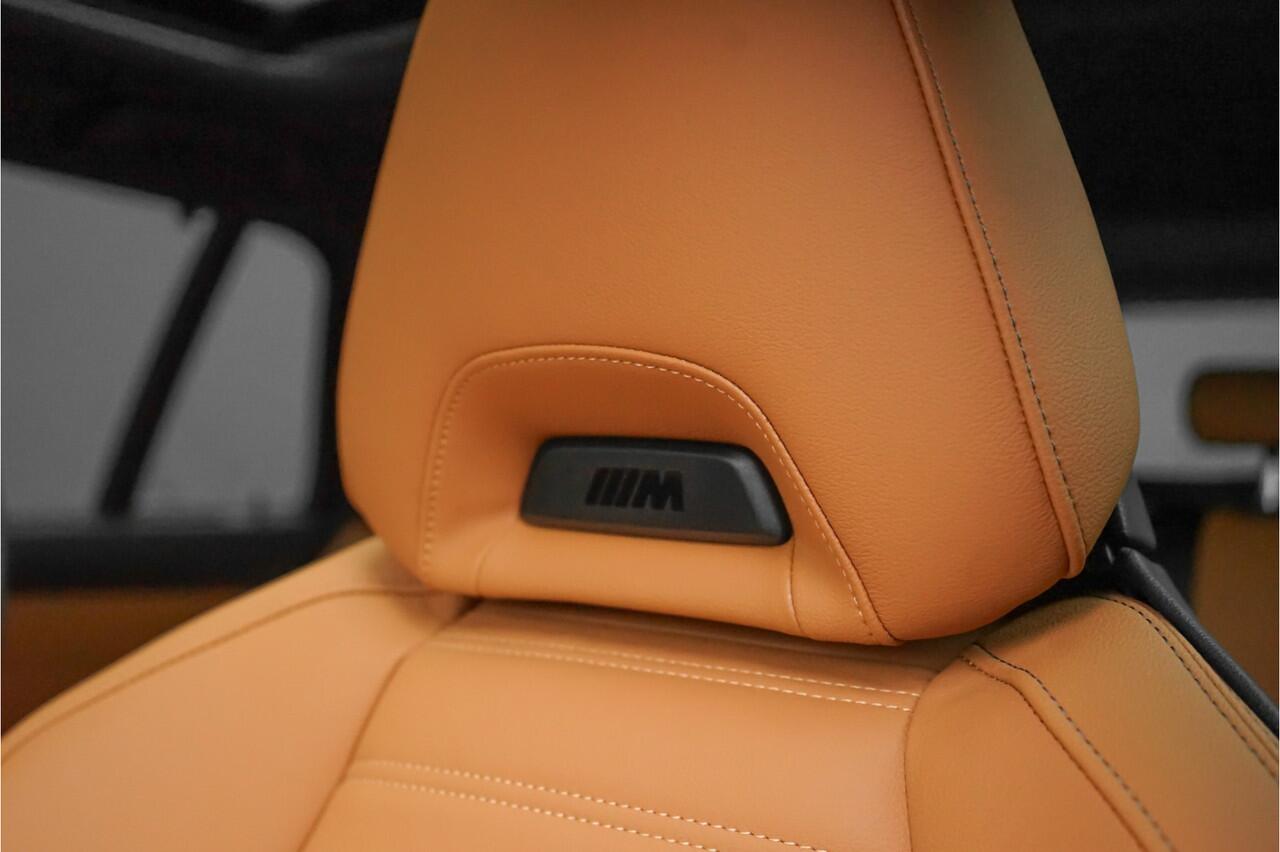 BMW 3-SERIE Touring 330i M-Sport M-Stoelen Pano HiFi HUD Camera