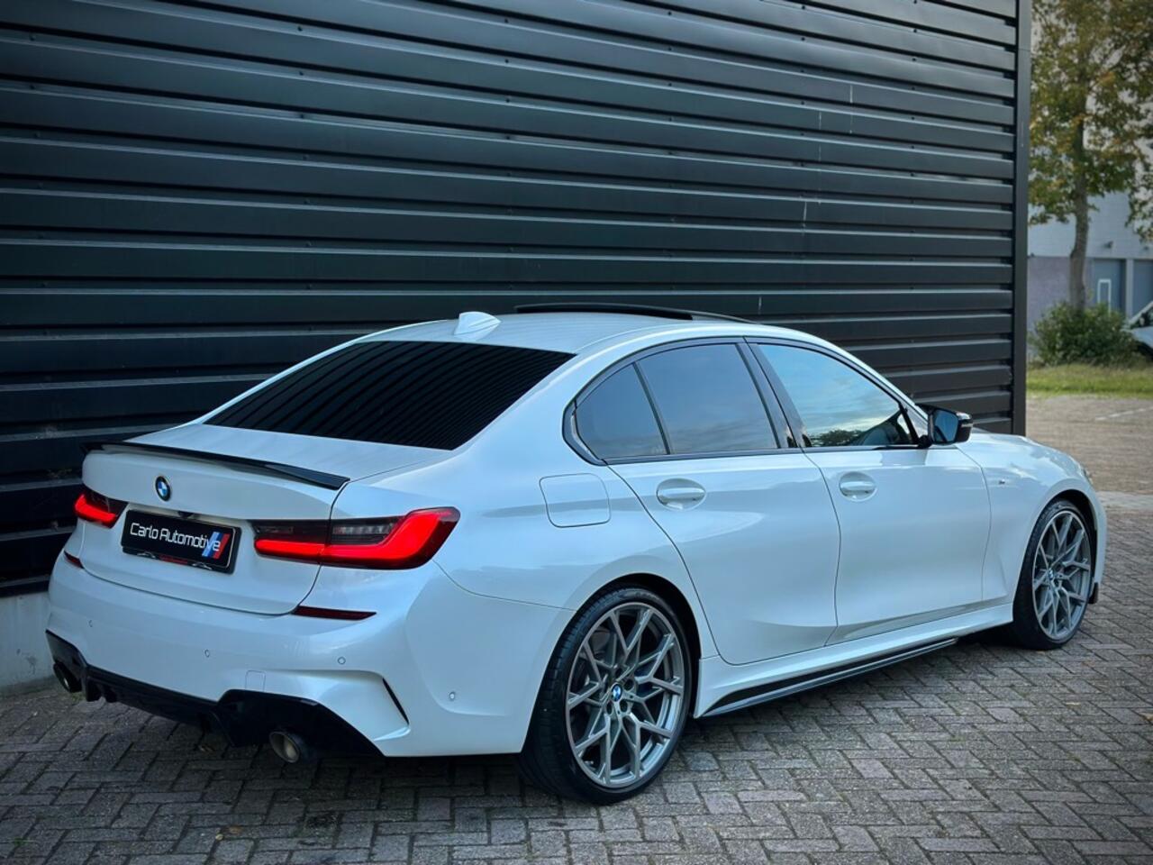 BMW 3-SERIE 330i M-PERFORMANCE LASER|DAK|HEADUP|HiFi|20'' M