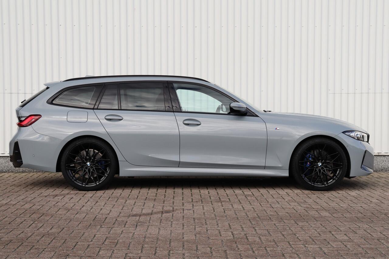 BMW 3-SERIE Touring 330i M-Sport | Adap. Cruise | Widescreen | Stoelverwarming | Camera | Climate Control | Navigatie | Carplay | 20''
