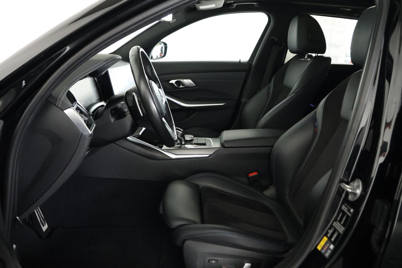 BMW 3-SERIE Touring 330e M-Sport / Opendak / HarmanKardon / Co-Pilot / HUD