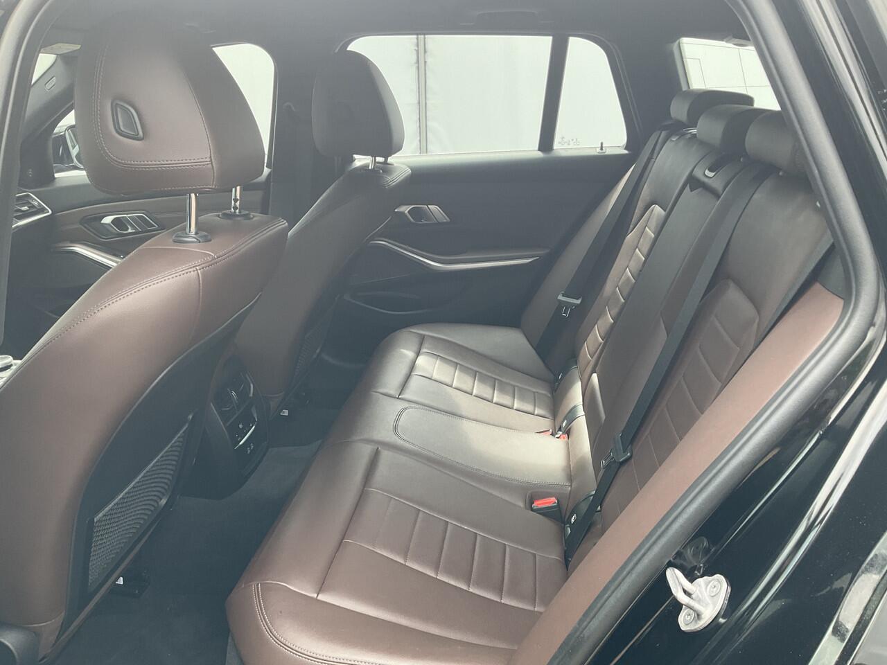 BMW 3-SERIE Touring 318 2.0D 150pk High Executive Harman/Kardon Leder Carplay Led Facelift NL-Auto!