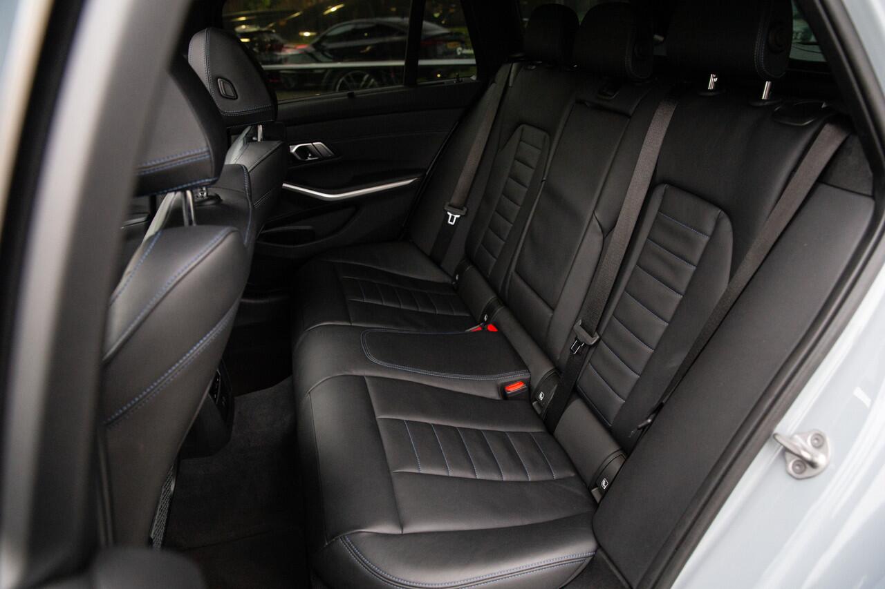 BMW 3-SERIE Touring 330e xDrive M-Sport , Panoramadak, Keyless entry, Head-up display,