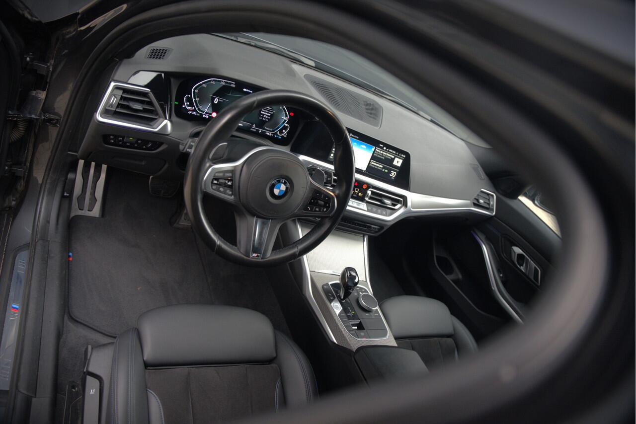 BMW 3-SERIE Touring 330e High Executive M Sport | M Performance | PDC | Leer | Hifi | Ambiance Verlichting | Stoelverwarming | Adaptive Cruise Control | BTW | LED | Shadow Line | Keyless | Navigatie Prof. | DAB |