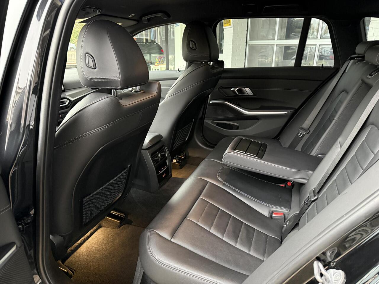 BMW 3-SERIE Touring 330e M SPORT LCI | DRIVING PROFF. | TREKHAAK | 360 CAMERA | LEDER |