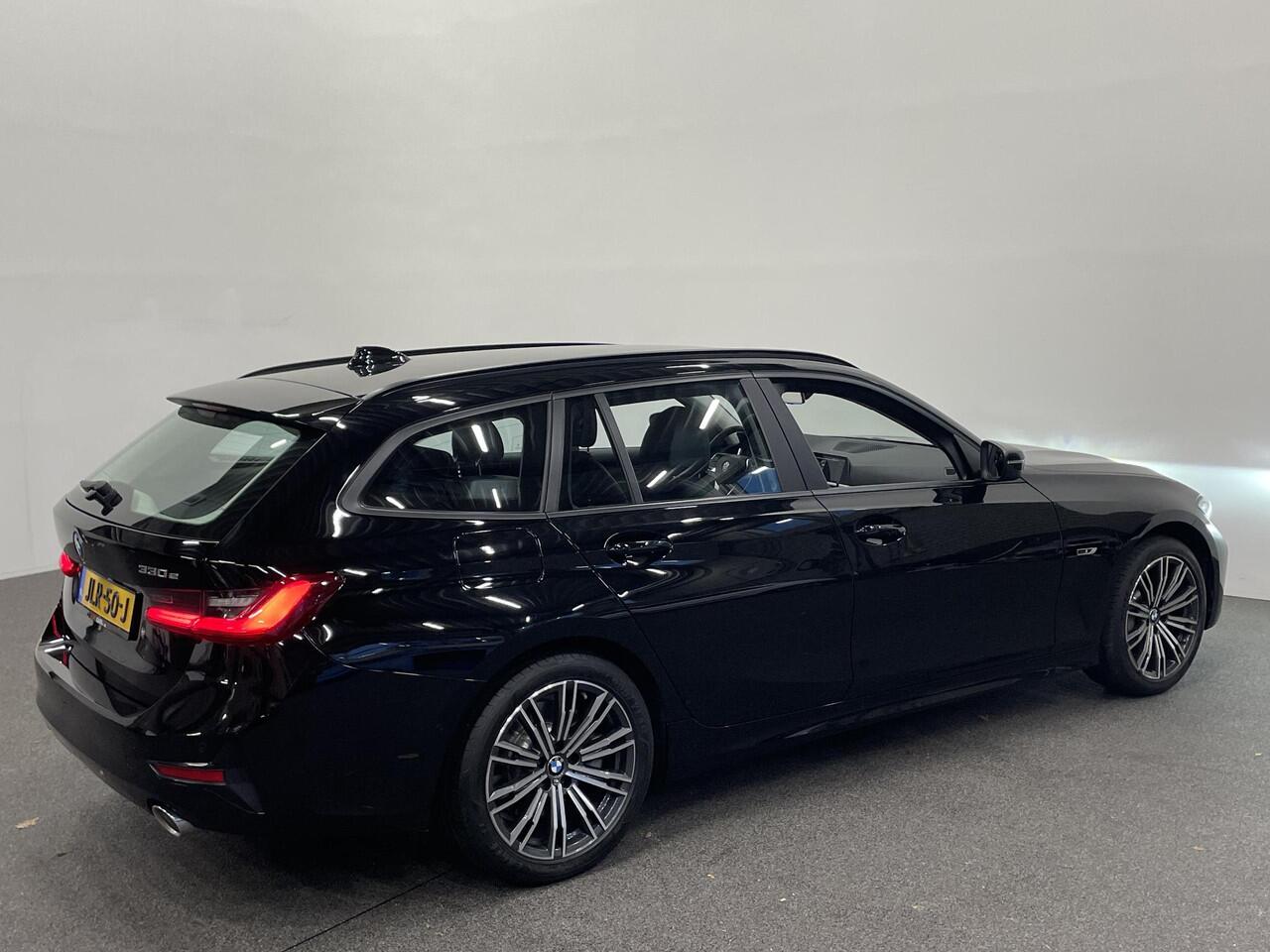 BMW 3-SERIE Touring 330e Aut. Sportline Business 292pk Airco ECC Navi Carplay Cruise Control PDC VA Virtual cockpit Sportstoelen Sensatec