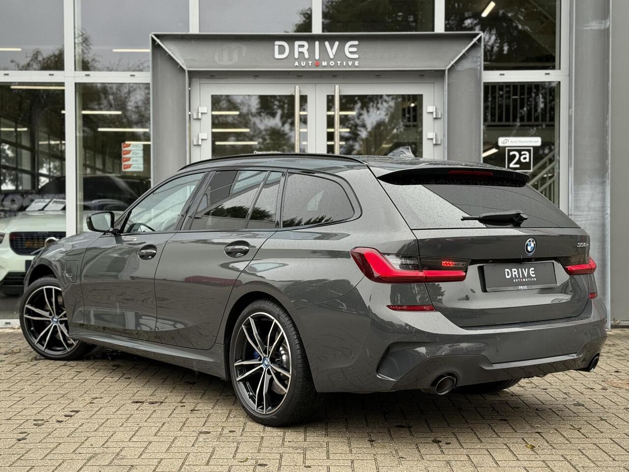 BMW 3-SERIE Touring 330e High Ex. M-sport plus|SOH98%|Pano|Laser|CoPilot|HiFi|Trekhaak|Dravit grey