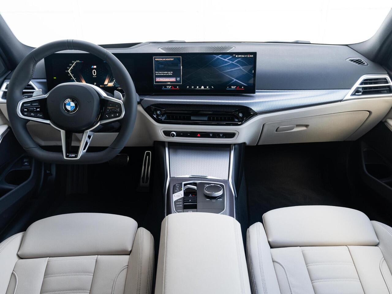 BMW 3-SERIE Sedan 330i M Sportpakket | Comfort Pack