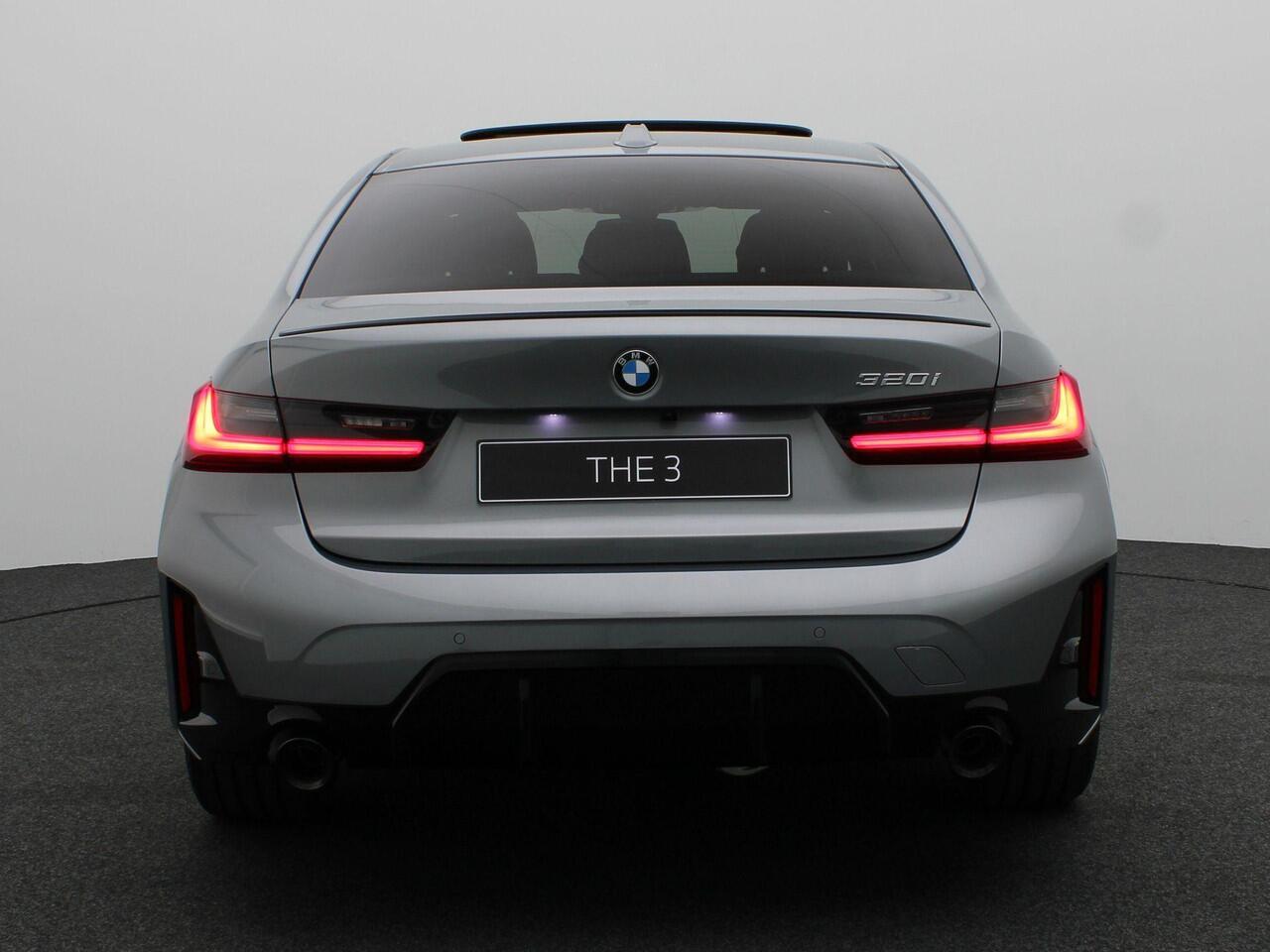 BMW 3-SERIE 320i Sedan | M Sportpakket Pro | Innovation Pack | Comfort Pack | Showroom Selection