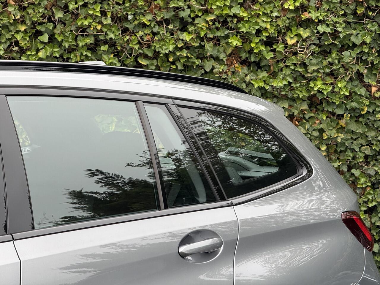 BMW 3-SERIE Touring 318i | NW Model | M-Sport | 19'' | Panorama | Camera | Elek. Trekhaak