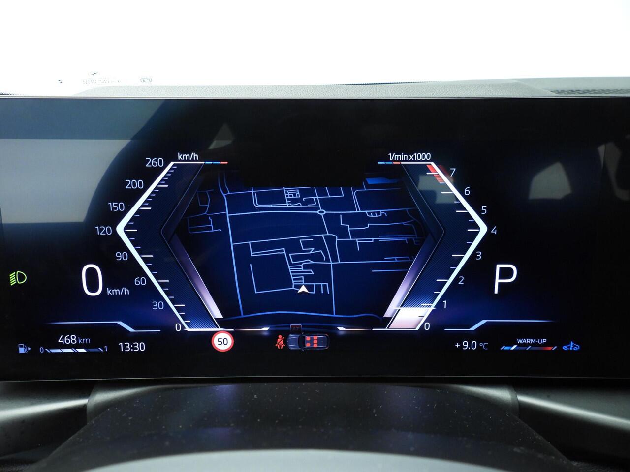 BMW 3-SERIE Touring 318i | M-Sportpakket | LED | Leder | Navigatie | Schuifdak | Trekhaak | Stoelverwarming | DAB | Alu 19 inch