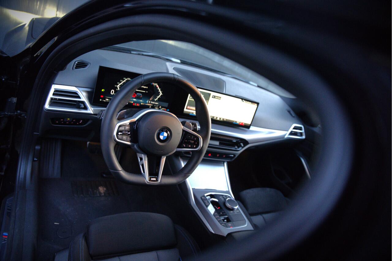 BMW 3-SERIE Touring 330i xDrive High Excecutive M Sport | M Performance | Stoelverwarming | Camera | Navigatie | Parkeersensoren | Apple Carplay | Keyless | HIFI | Adaptive Cruise Control | DAB | LED | BTW | Fabrieksgarantie