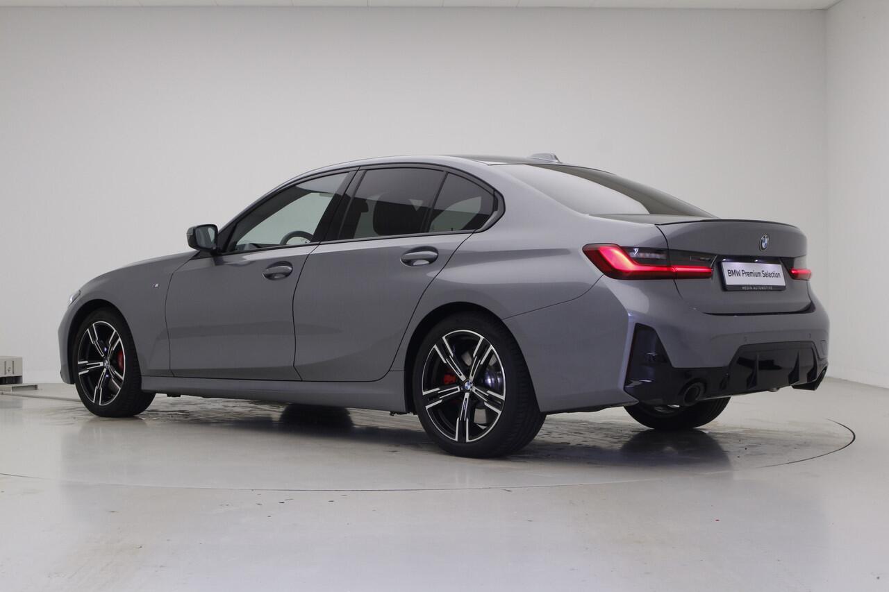 BMW 3-SERIE 320i M-Sport Pro | Active Cruise Controle | Elektrisch verstelbare stoelen | Nu voor 49.895,-