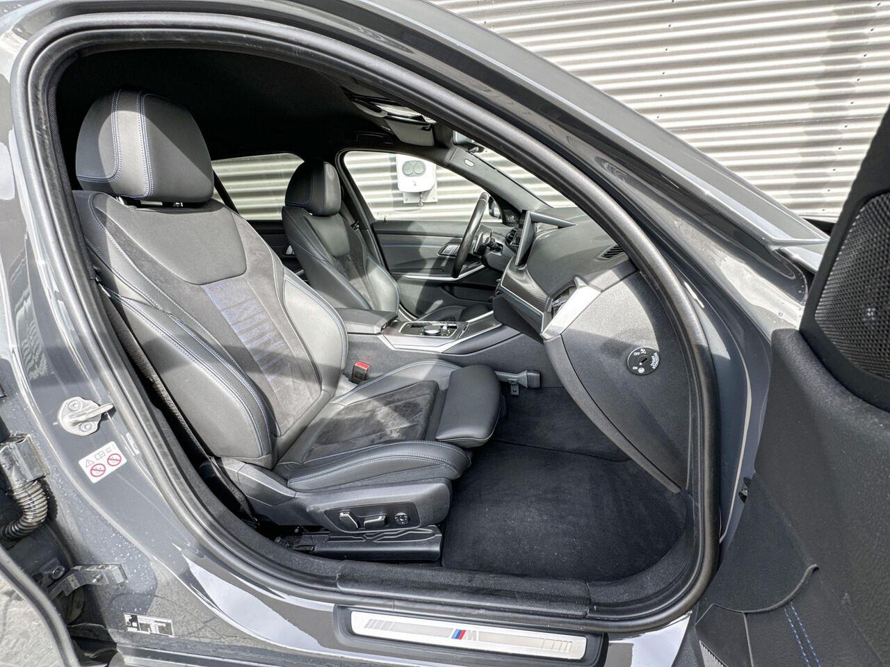 BMW 3-SERIE Touring 330e M Sportpakket / Innovation Pack / Comfort Pack / Entertainment Pack / Trekhaak / Harman Kardon