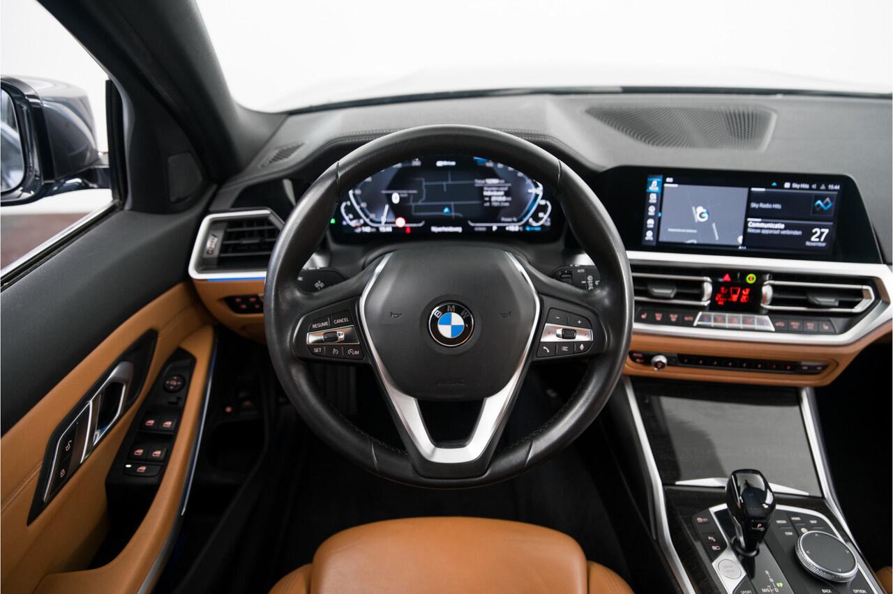 BMW 3-SERIE Touring 330e eDrive Edition Trekhaak Leder
