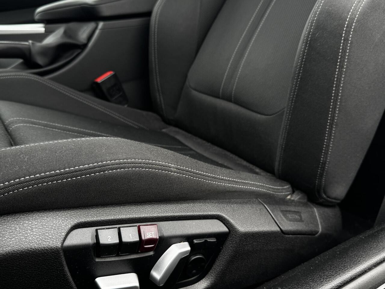 BMW 4-SERIE Coupé 420i High Executive