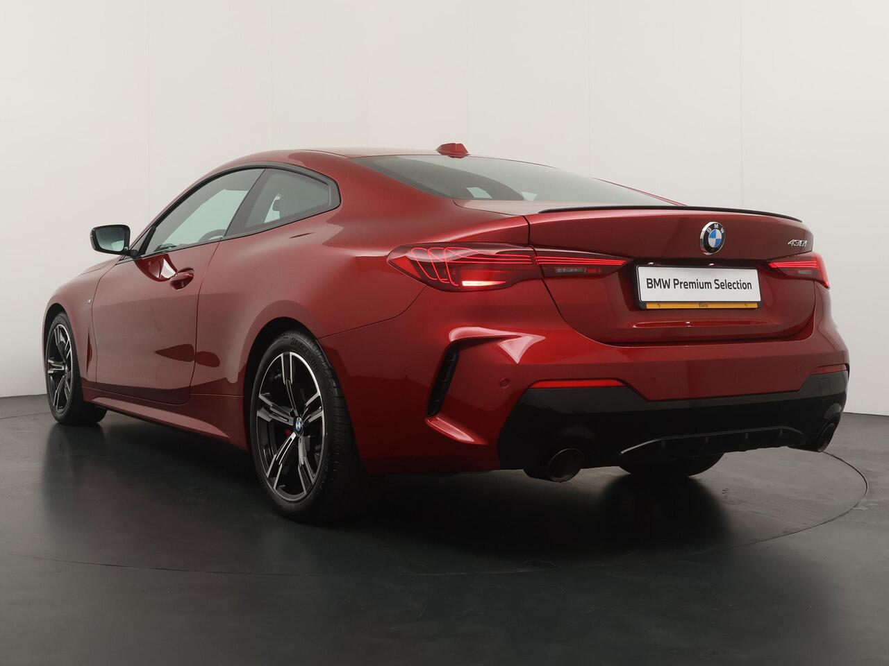 BMW 4-SERIE Coupé 430i xDrive Glazen Schuif-/kanteldak | Leder | HiFi | Stoelverwarming | Camera | Parkeersensoren V+A |