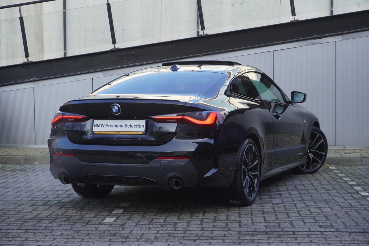 BMW 4-SERIE Coupé 430i M Sportpakket Pro | High Executive | Elektrisch bediend glazen schuif-/kanteldak | Parking Assistant Plus | HiFi System | Elektrisch verstelbare stoelen
