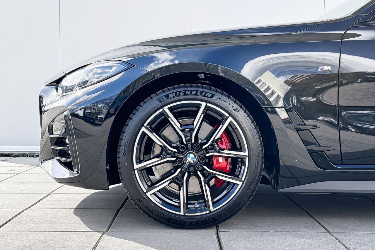 BMW 4-SERIE Gran Coupé 420i High Executive M Sportpakket Pro / Harman Kardon / Glazen Schuifdak / Comfort Access / Elektrisch Verstelbare Stoelen / Adaptieve Cruise / Comfort Acces / 19 Inch / Selections