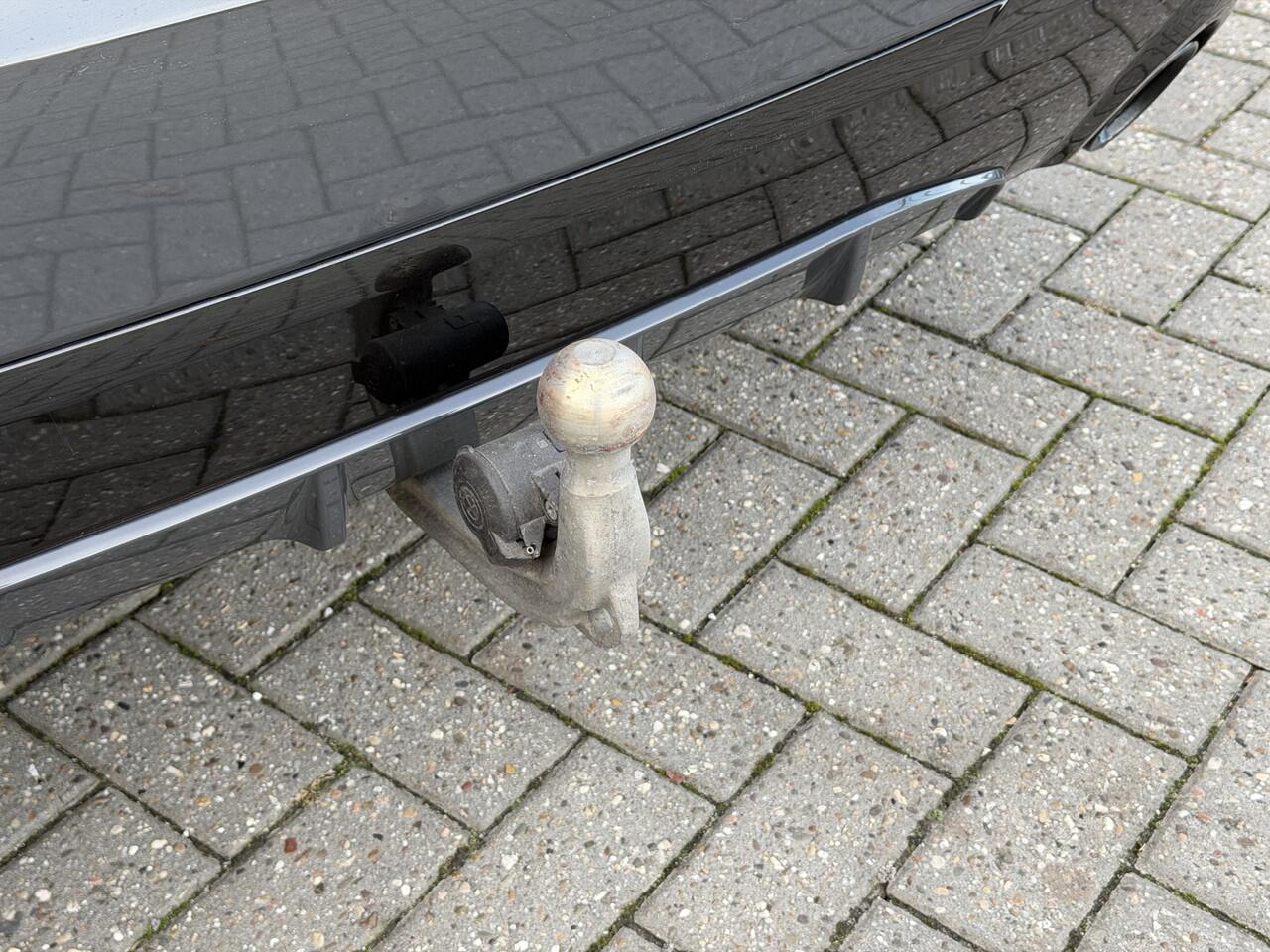 BMW 4-SERIE Cabrio 420i M-sport Trekhaak | Laser | Memory | Stoelventilatie | HUD | Keyless